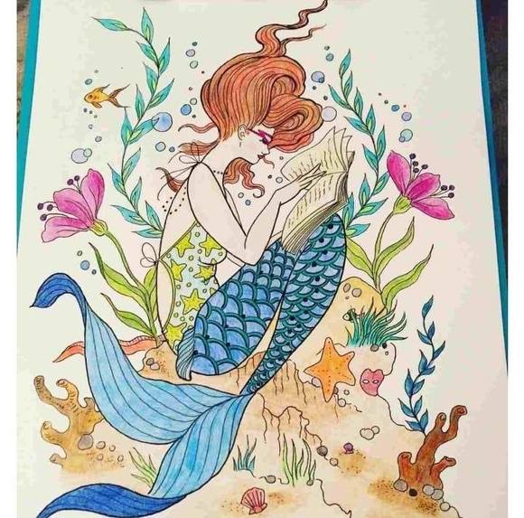 Profile Picture of Sandy Cheaks (@sandycheaks) on Poshmark