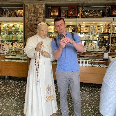 Profile Picture of Alex Foss (@AlexFoss45) on Twitter