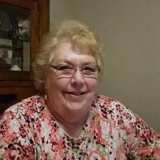 Profile Picture of Julia L. Dowling (@JuliaLDowling1) on Twitter
