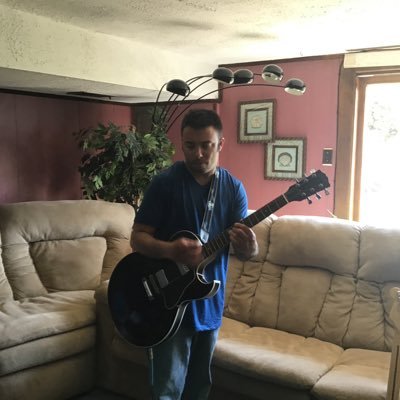 Profile Picture of Lou Kramer (@LouKramerMusic) on Twitter