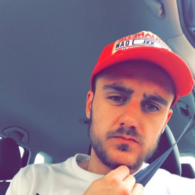 Profile Picture of Max Richards (@maxrichards94) on Twitter