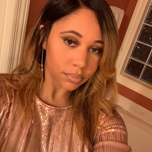 Profile Picture of Briana Barley (@brianabarley) on Poshmark