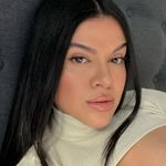 Profile Picture of Paula Molina Montes de Oca 🥥 (@cococenteno) on Instagram