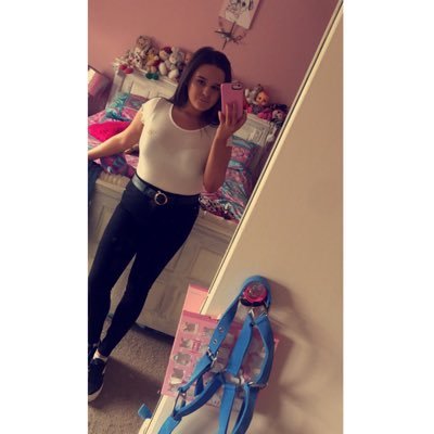 Profile Picture of Mary McDevitt (@Mary18298554) on Twitter