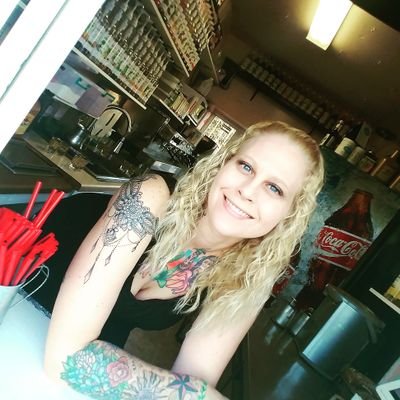 Profile Picture of Jade Dolowy (@jadeamariah) on Twitter