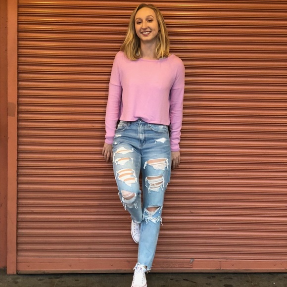 Profile Picture of Madi Hettich (@20lululover) on Poshmark