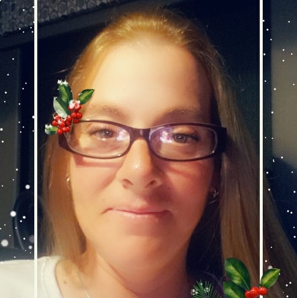 Profile Picture of Jessica david Dilbeck (@jdilbeck) on Poshmark