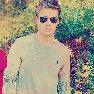 Profile Picture of Lucille  Muñoz (@LucyHiram) on Twitter