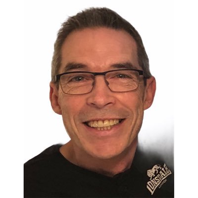 Profile Picture of Michael Schendel (@Michi_X_21) on Twitter