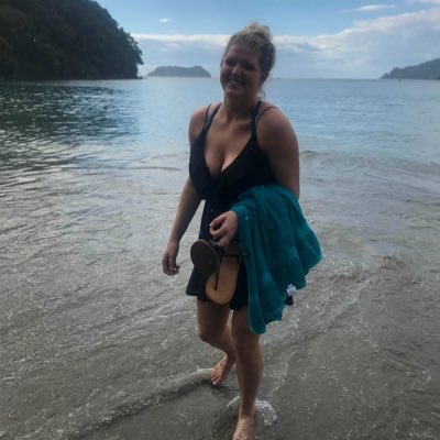 Profile Picture of Stephanie Jarrett (@s_blondtourage) on Twitter