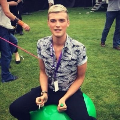 Profile Picture of Joshua Aarons (@aaronsjoshua16) on Twitter