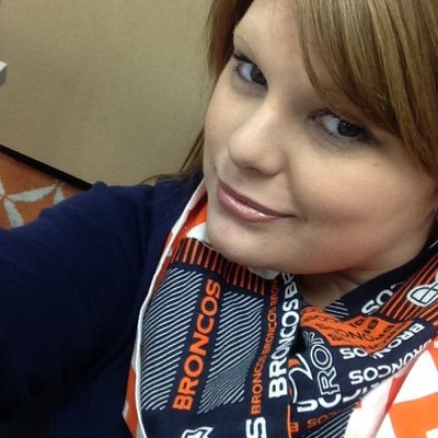 Profile Picture of Amanda Bowling (@amandarbowling) on Twitter