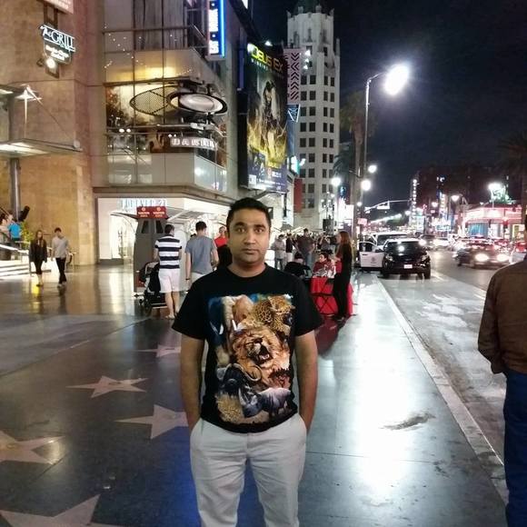 Profile Picture of Parwiz Ziaee (@parwiz_ziaee) on Poshmark