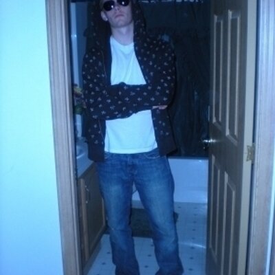 Profile Picture of Jerry Petrowski (@DrCosmetology) on Twitter