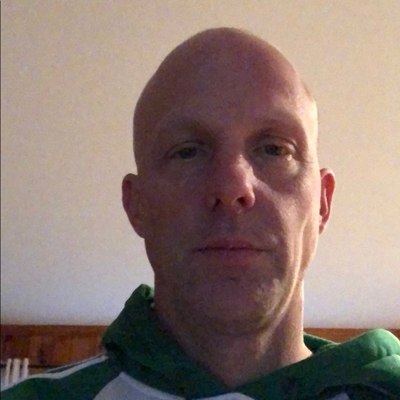 Profile Picture of Scott Hughes (@getbizzylivin5) on Poshmark