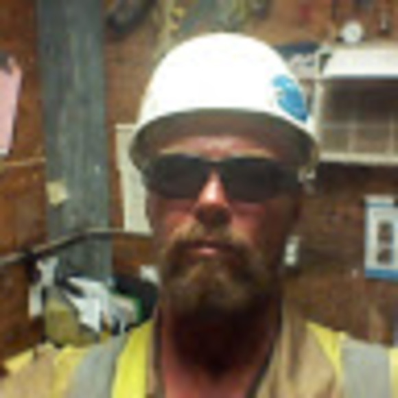 Profile Picture of David Clear (@davidclear1932) on Poshmark