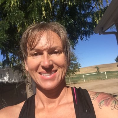 Profile Picture of Debbie Wicks (@rawfreshfood) on Twitter