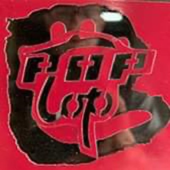 Profile Picture of Brian Brady (@djslimbrady) on Poshmark