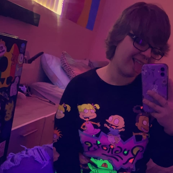 Profile Picture of Torri Mittasch (@xtorrix) on Poshmark