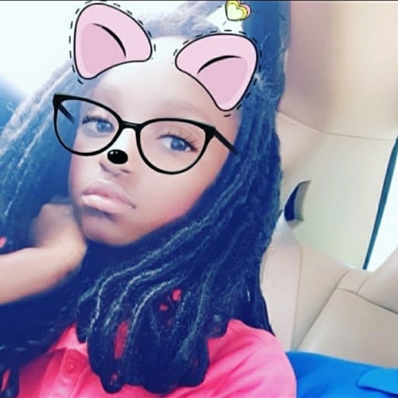 Profile Picture of Yahzrael Sprott (@yahzraelsprott) on Poshmark