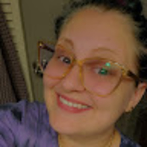 Profile Picture of Krista Busing (@kristarosie11) on Poshmark