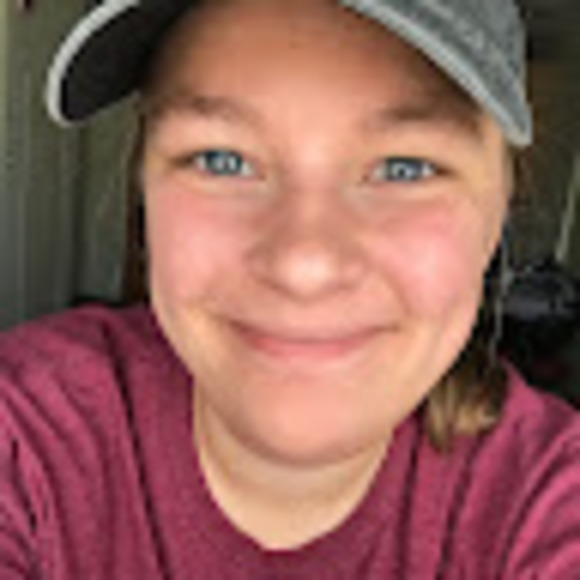 Profile Picture of Kendall Grunkemeyer (@kgrunkemeyer16) on Poshmark