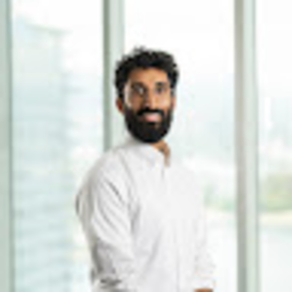 Profile Picture of Eric Sandher (@esandher) on Poshmark