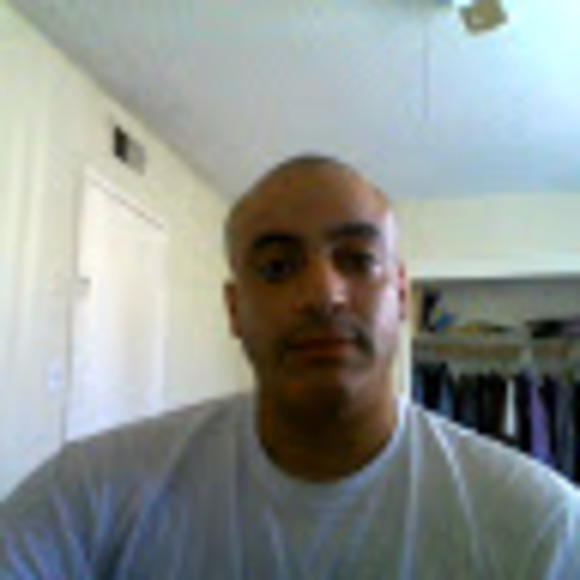 Profile Picture of Rudolfo Ackenback (@dvsdolf) on Poshmark