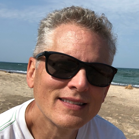 Profile Picture of William Mcivor (@mcivorwr) on Poshmark