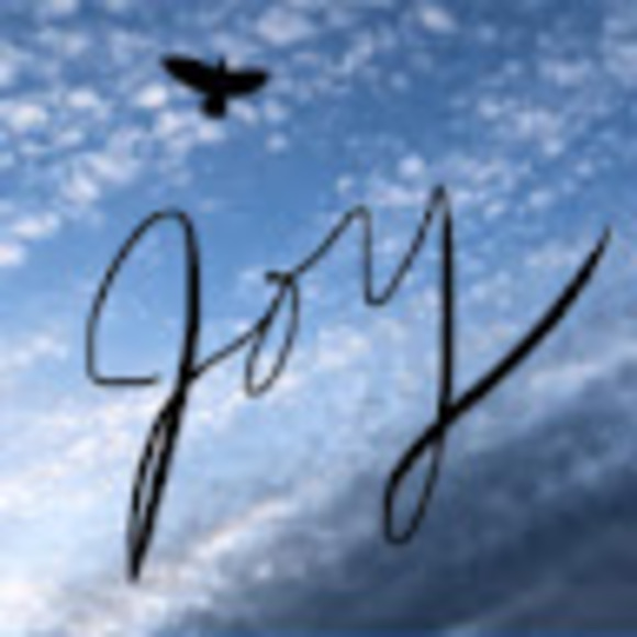 Profile Picture of Paula Shine (@paulashine413) on Poshmark