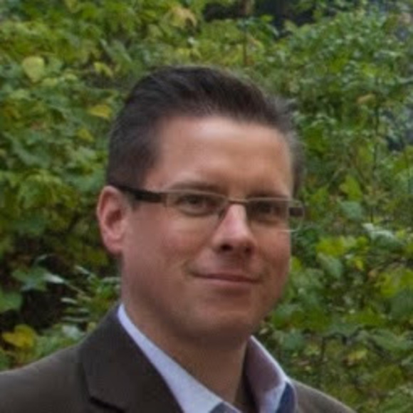 Profile Picture of David Wakely (@david_wa) on Poshmark