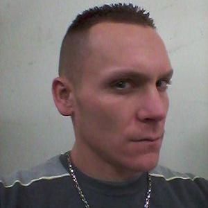Profile Picture of Lance Simon (@lancevandfan) on Twitter