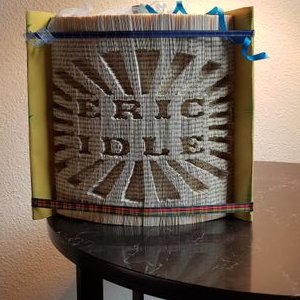 Profile Picture of Fiona Fisher (@YearLongLyrics) on Twitter