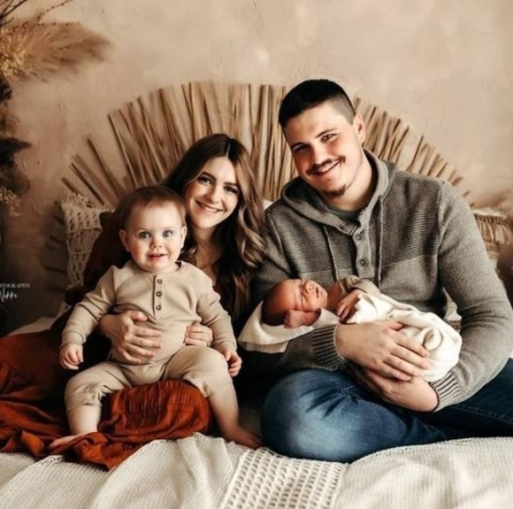 Nathan Thomforde - Poshmark Profile Picture of Nathan Thomforde (@nathanj1998) on Poshmark