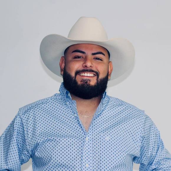 Profile Picture of Jose Pruneda (@jmpruneda) on Poshmark