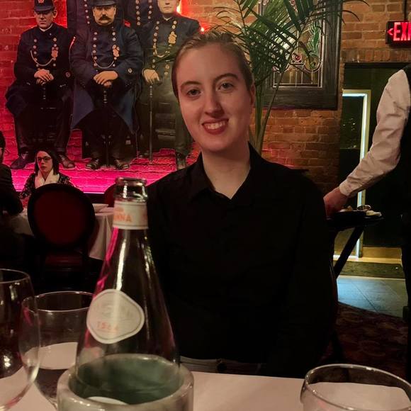 Chloe Dyleski - Poshmark Profile Picture of Chloe Dyleski (@dyleskichloe) on Poshmark