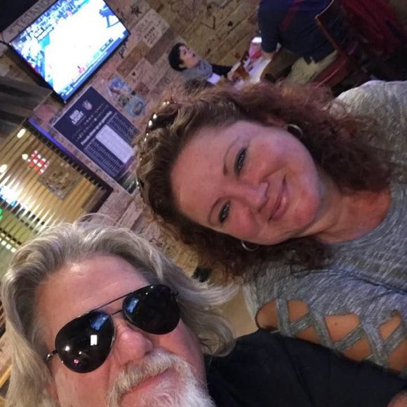 Profile Picture of Chris Darrow-riblett (@krazeeredhead01) on Poshmark