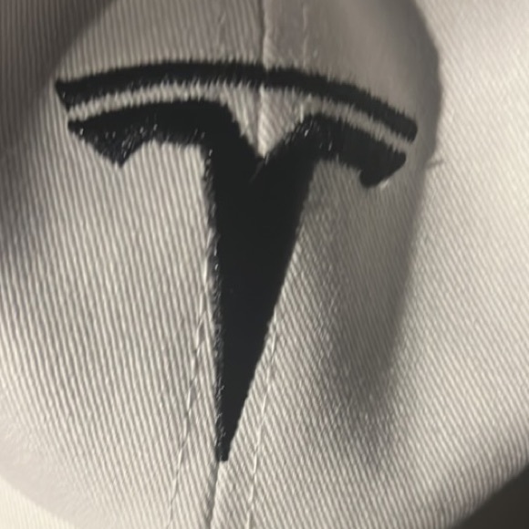 Profile Picture of Tesla Tesla (@ababa21) on Poshmark