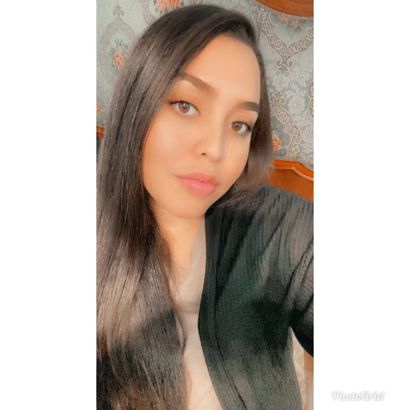 Profile Picture of Karla Toribio (@karla_toribio) on Poshmark