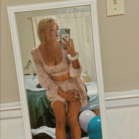 Profile Picture of Gabby Herschell (@gabhersch) on Poshmark