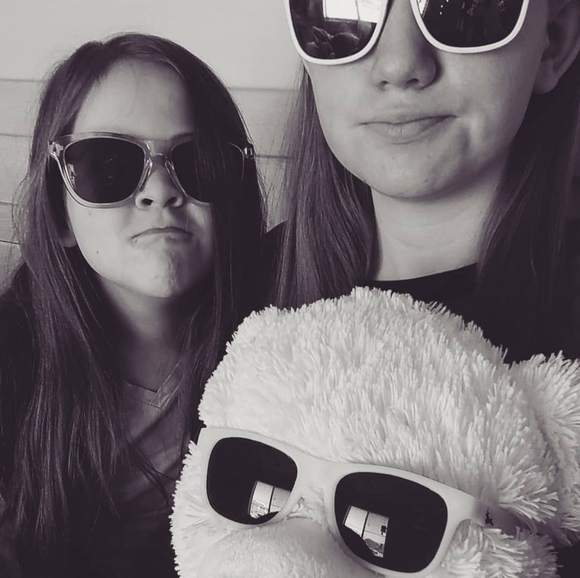 Profile Picture of Jasmine Handschuh (@j_handschuh) on Poshmark