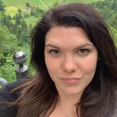 Profile Picture of Amber Cramer (@AmberCramer19) on Twitter