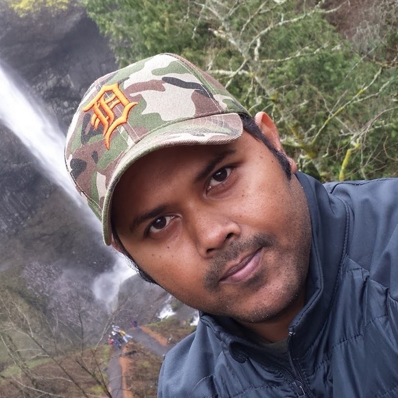 Profile Picture of Syed Ashraf (@syedcmu) on Poshmark
