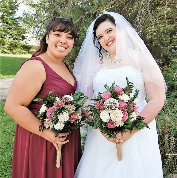 Profile Picture of Ashley Rodenbeck (@ashleyrodenbeck) on Poshmark