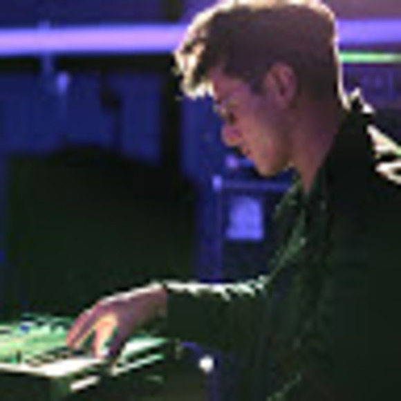 Ingmar Carlson - Poshmark Profile Picture of Ingmar Carlson (@ingmarpcarlson) on Poshmark