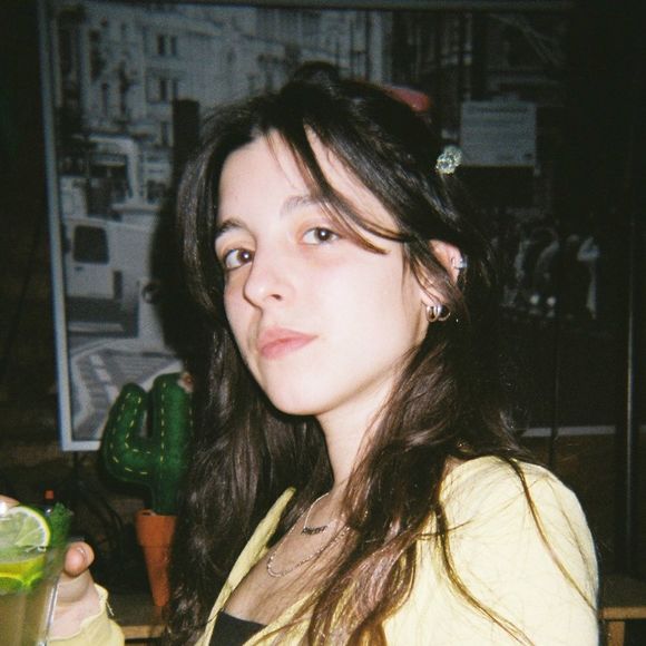 Profile Picture of Clara Gonzalez (@claragonzalez17) on Poshmark