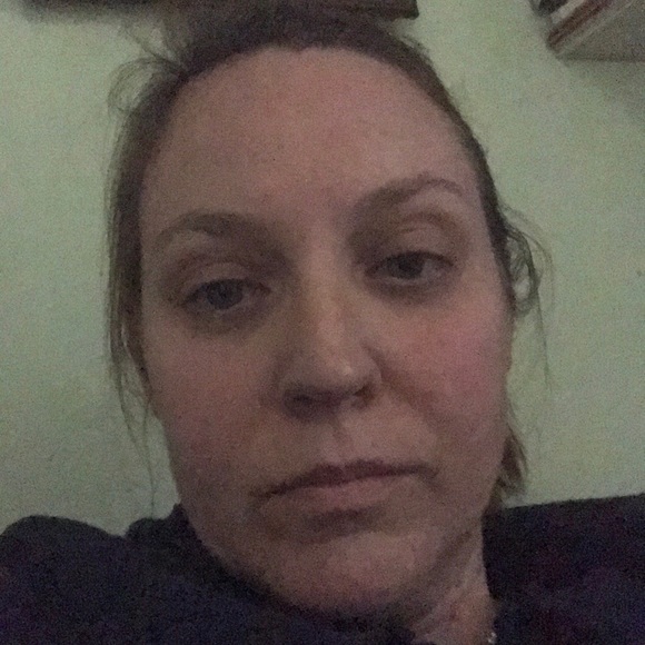 Profile Picture of Susan Kinkel (@susankinkel) on Poshmark