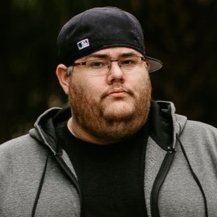 Profile Picture of Michael Green Thumb (@ThumbMichael) on Twitter