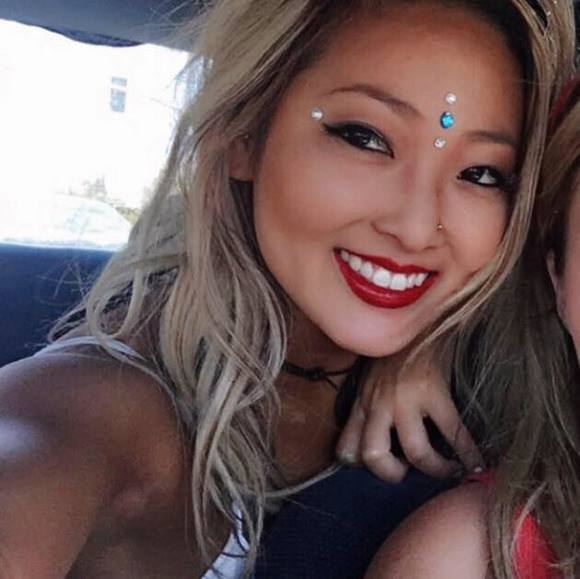 Profile Picture of Mariko Yoshimura (@littomeeks) on Poshmark