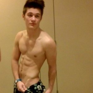 Profile Picture of Boboc Andrei (@boboandre) on Myspace